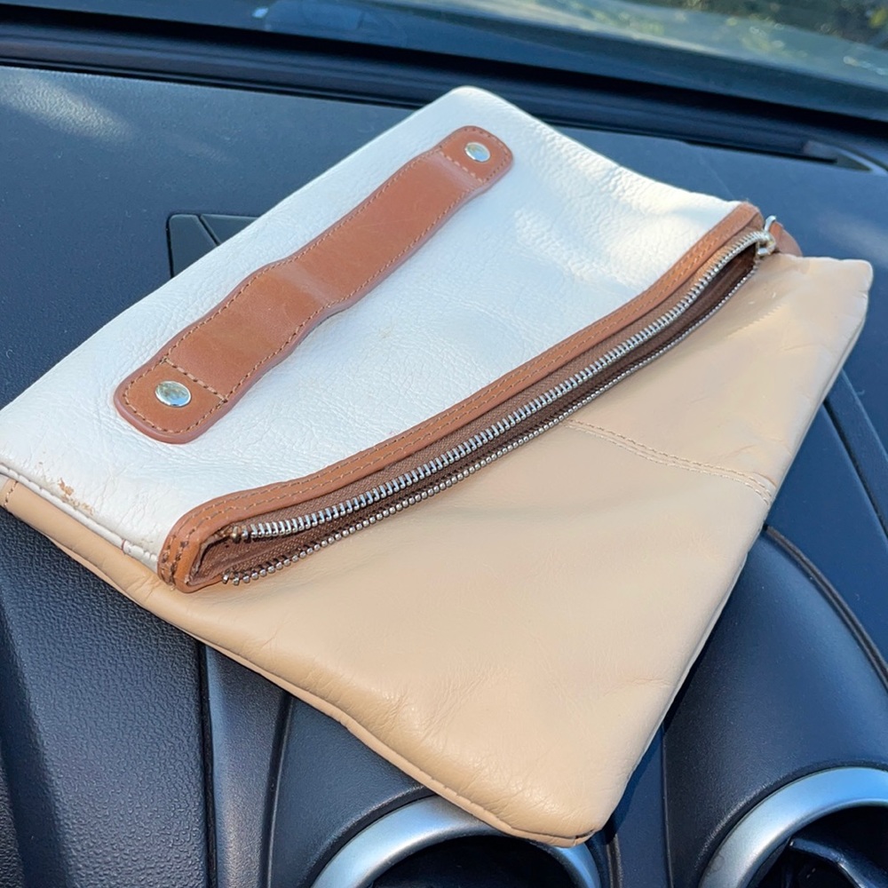 Levity leather bag